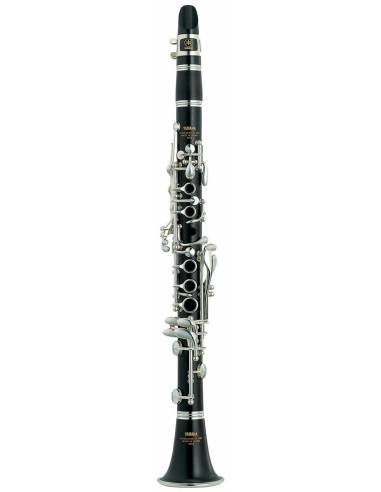 Clarinete Requinto Yamaha YCL 681 frontal