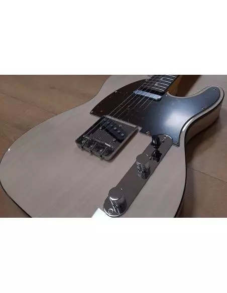 Cuerpo de la Guitarra Eléctrica Tokai Ate124B White Blonde Rosewood Fingerboard tumbado