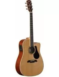 Guitarra Electroacústica Alvarez AD60CE ladeada